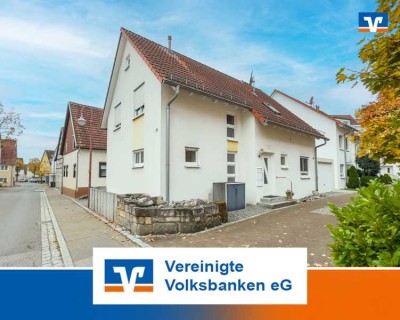 Ihr neues Zuhause mit Wohlfühlfaktor - 2,5-Zimmer-Erdgeschosswohnung mit Garten und Garage