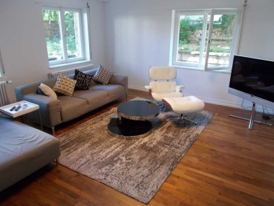 30er-Jahre-Villa im Lehen-Viertel: Kernsanierte Designer-Garten-Etage mit "High-Class"-Möblierung