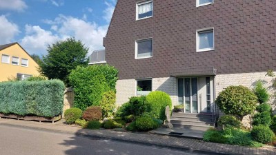 Kirchhellen! TOP 3,5 Zimmerwohnung GWC, Südbalkon und Garage