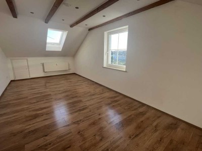 Charmante Dachgeschosswohnung