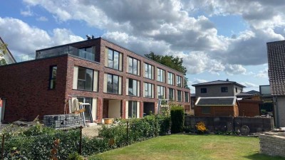 Neubau-Erstbezug in Fallersleben, lichtdurchflutetes Penthouse, Stilvolles Wohnerlebnis in Traumlage