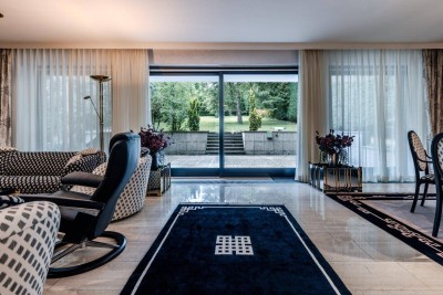 Idyllisches Einfamilienhaus mit weitläufigem Garten in ruhiger Lage Dornbach