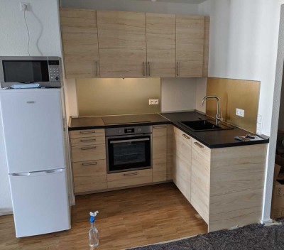 Geschmackvolle 3-Raum-Wohnung mit gehobener Innenausstattung mit EBK/Balkon/TG in Mainz