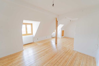 Lübecker Lebensart à la française - großer Altbau mit Seele und neuer EBK