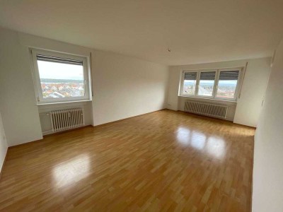 Gepflegte und helle 3 Zimmer Wohnung in Großostheim-Ringheim