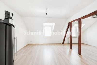Charmante 3,5-Zimmer-Wohnung. Balkon und Kamin. In F-Griesheim.