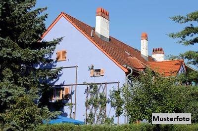 2-Familienhaus mit Garage + provisionsfrei +