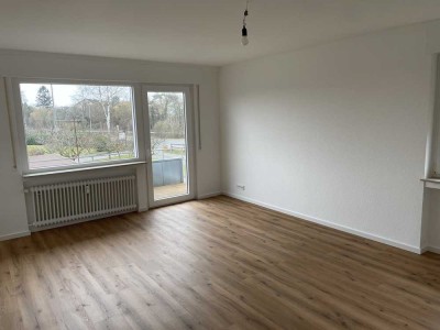 Exklusive 2-Zimmer-Wohnung mit Balkon und EBK in Bad Homburg vor der Höhe