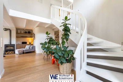BEFRISTETER MIETVERTRAG: Aufgestocktes Zuhause mit Wärmepumpe, Garage und modernem Flair!