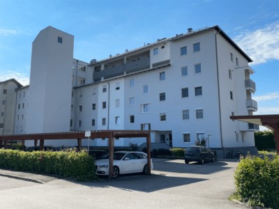 Familienwohnung mit Loggia und 3 Schlafzimmer