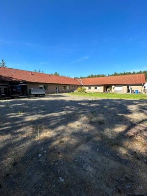 Wohn-/Gewerbeobjekt (Nutzfläche ca. 600 qm) in Waldlage im Gewerbegebiet Borkheide