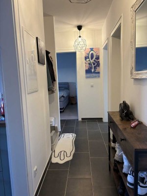 Einziehen und wohlfühlen: Schöne 3-Zimmer-Wohnung im 1. OG zu vermieten