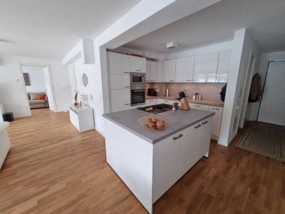 Exklusive, neuwertige 3-Raum-Wohnung mit Vollklimatisiert in Düsseldorf
