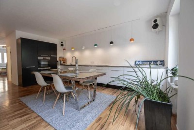 Lehel - möblierte großzügige Terrassenwohnung, offener Grundriss