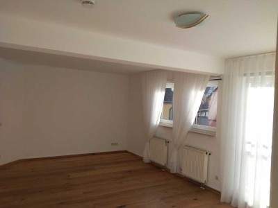 Exklusive 2-Zimmer-Wohnung mit gehobener Innenausstattung in Trossingen