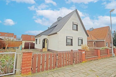 freistehendes, bezugsfertiges Einfamilienhaus in Roßlau / Elbe - Nähe Schwimmbad