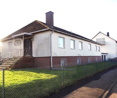 Bungalow in zentraler Lage – Nähe Schulen, mit umfangreichem Potenzial