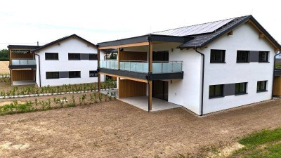 Nur mehr 3 verfügbar: Wunderschöne Eigentumswohnungen (72m²) mit überdachten Terrassen und Riegersburgblick bei Fürstenfeld! Provisionsfrei!