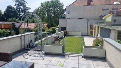Studenten aufgepasst: hochwertige Singlewohnung mit großer Terrasse in perfekter Lage Nähe UNI-Campus