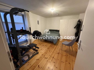 Tauschwohnung: Innenstadt: Charmante Einraumwohnung mit Holzfußboden und Inne