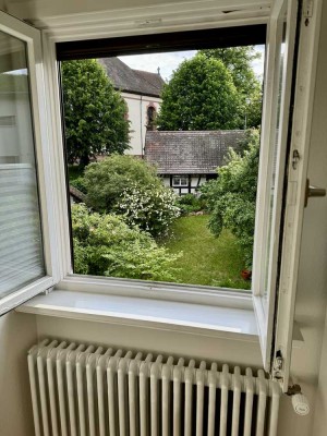 GescMöblierte 2-Zimmer-Wohnung in ruhiger Lage im Herzen von Durhmackvolle 2-Raum-Wohnung in Durbach