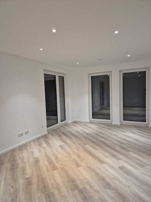 Hochwertiger Neubau mit 6 Erstbezug-Wohnungen in moderner Ausstattung