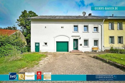 Greimerath: Renoviertes Einfamilienhaus mit großer Scheune als Garage und weitläufigem Garten