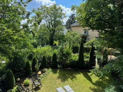 TOP LAGE - 4 Zi.-Wohnung mit Balkon - Stgt.-Nord, nähe Herdweg