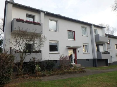 ***Schöne 2 Zimmer-EG-Wohnung mit Balkon!***