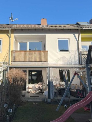 RESERVIERT - Vollständig saniertes Reihenmittelhaus (Energieklasse B) mit neuer Wärmepumpe