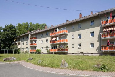 Modernisierte 3 Zimmerwohnung mit Balkon und Tageslichtbad