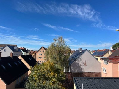 Ihr neues Zuhause in Augsburg – Dachgeschosswohnung mit Charakter und Ausblick