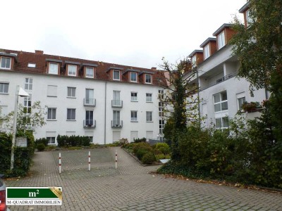 Beckum-Zentrum: Parterre-Wohnung mit Loggia