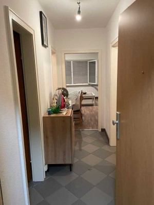 Exklusive, modernisierte 1-Zimmer-Erdgeschosswohnung in Leverkusen