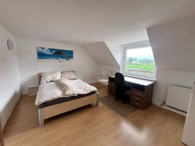 Gratkorn, 1 separates Zimmer in 3er WG zu vermieten ideal als Büro oder für Arbeiter, Parkplatz inkl.