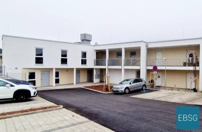 Kleinwohnung mit Balkon &amp; PKW-Stellplatz