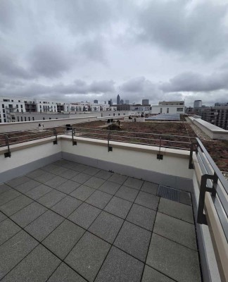 Penthouse mit Dachterrasse – Erstbezug, mit Küche oder voll-möbliert