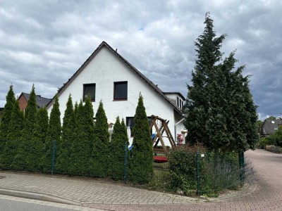 Familienfreundliche 4-Zimmer-Wohnung mit Garten