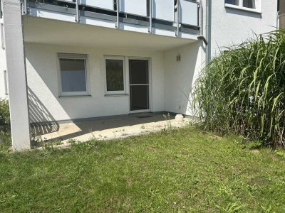 Schöne Wohnung mit Terrasse und Gartenanteil in zentrumsnaher Lage