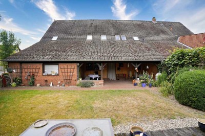 Familiäres Eigenheim mit viel Platz auf zwei Etagen sucht neue Familie in Lehrte - Aligse
