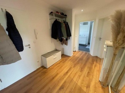 Helle 2,5-Zimmer Dachgeschosswohnung in Maria-Thann