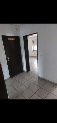 Gut geschnittene 3 Zimmer Wohnung
