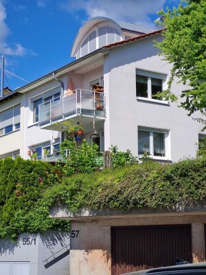 2,5-Zimmer Wohnung mit Balkon im 2. OG in Tübingen
