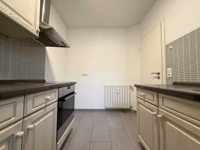 2-Zimmer-Wohnung mit Balkon und Einbauküche