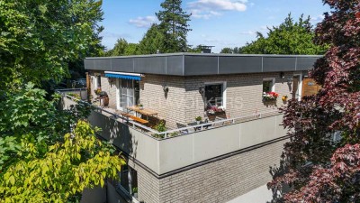 Sonnige 3 Zimmer Dachgeschosswohnung mit großem Südbalkon