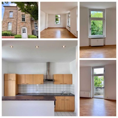 Schöne Stadtwohnung in saniertem Altbau, 3 Zimmer, offene EBK,  Balkon, 77 m²