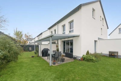 toller Garten, Hochwertiger Niedrigenergie Doppelhaushälfte, 5 Zimmern (EBK),  im Neubaugebiet Hanau