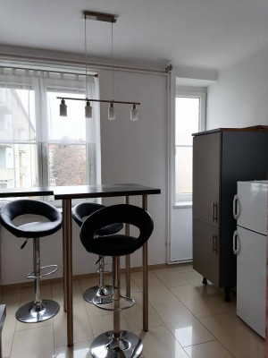 Moderne 3-Zimmer Wohnung mit Loggia und Einbauküche