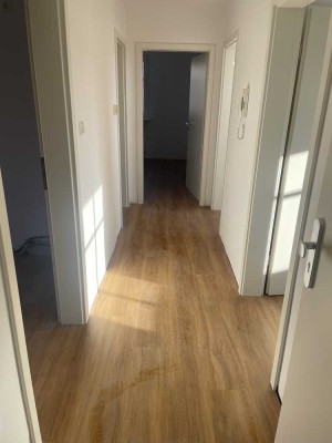 Erstbezug nach Sanierung: Geschmackvolle 3-Zimmer-DG-Wohnung mit geh. Innenausstattung in Müllheim