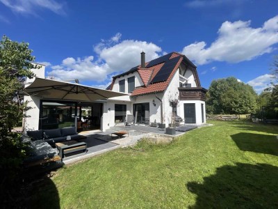 *Provisionsfrei*,  7-Zimmer-Einfamilienhaus mit hochwertiger Ausstattung in Traumlage